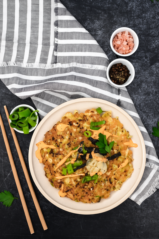 🥢 Okonomiyaki med chilimajones fra Østfold Smakskompani